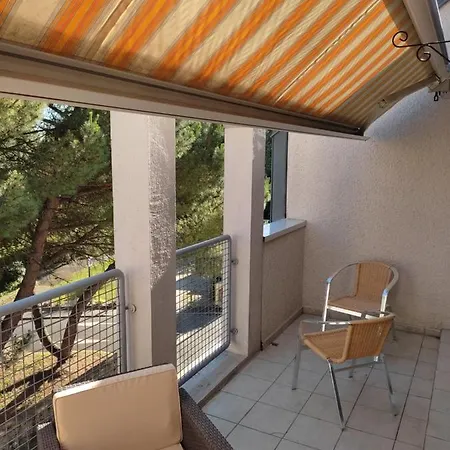Les Terrasses Marceau شقة شوليه
